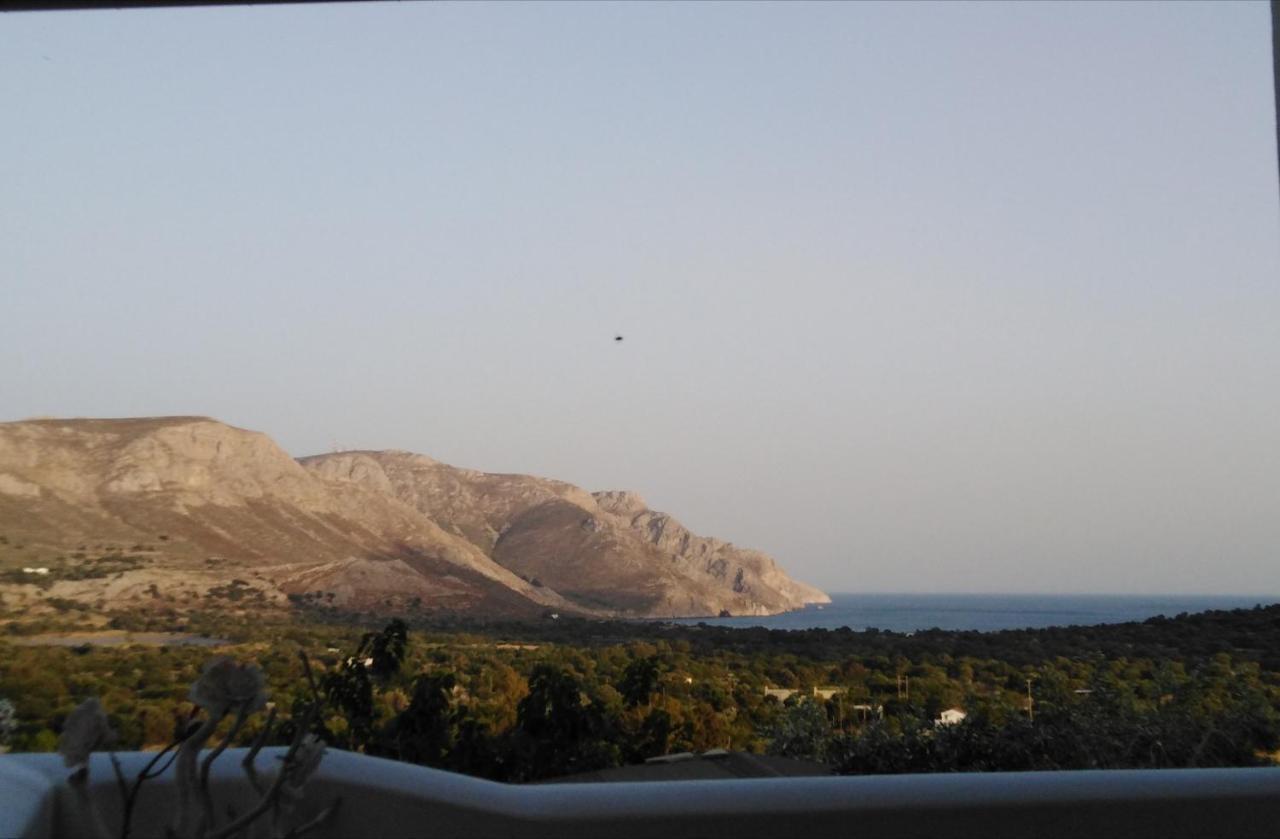 Tilos Island House Villa Megálon Choríon Exterior foto